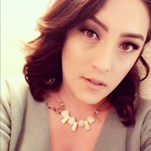 Meet your Posher, Karmina